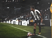 熊猫直播-足球的魔法，当塞内加尔碾压拜仁，苏亚雷斯在德比中接管比赛