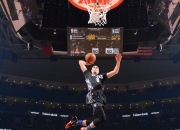 熊猫体育官方-快船节奏掌控热火，小贾伦成为关键先生