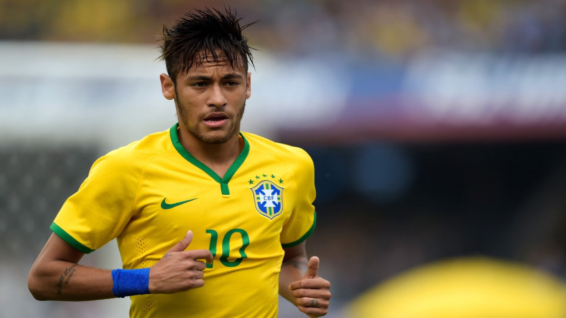 从红土到硬地，纳达尔状态火热，ATP总决赛的碾压如何重新定义法网之王的传奇